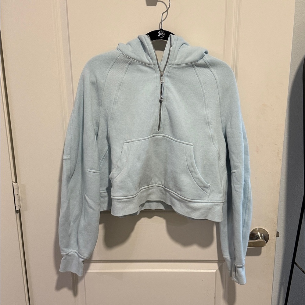 Lulu lemon M/L light blue half zip scuba